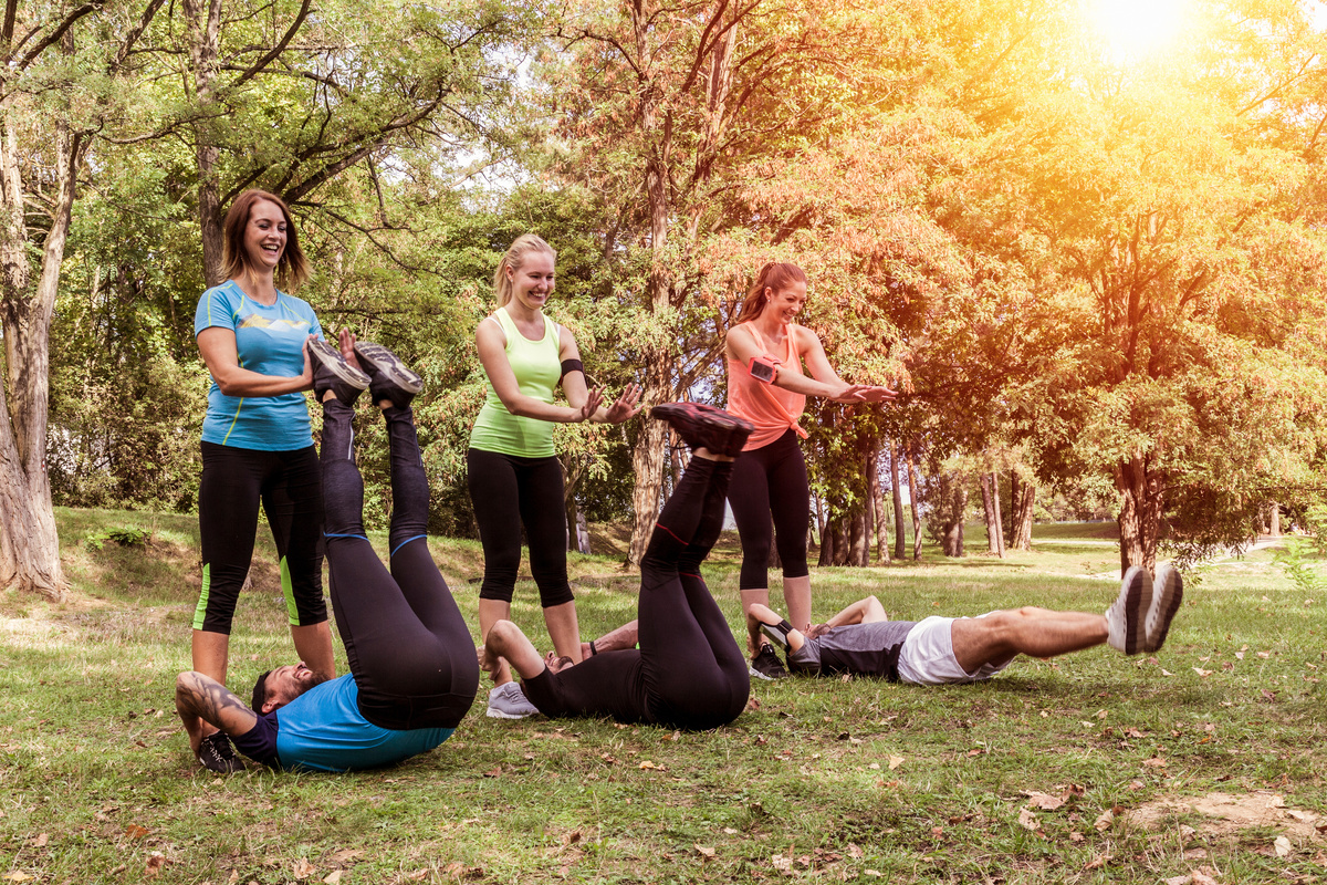 Esercizio di piegamenti per irrobustire le gambe: come si esegue